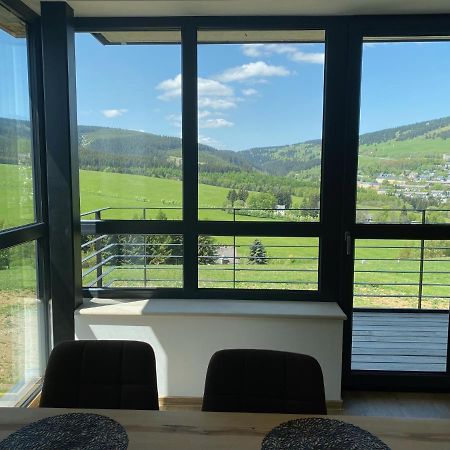 Apartment Enzian Loučná pod Klínovcem Exterior foto